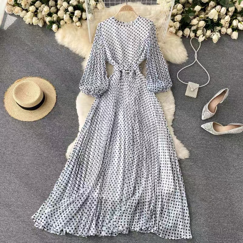 City sleek polka dot dress & belt FD27 image